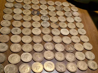 Lote 108 monedas: 1 Peseta 1947, 1953, 1963, 1966