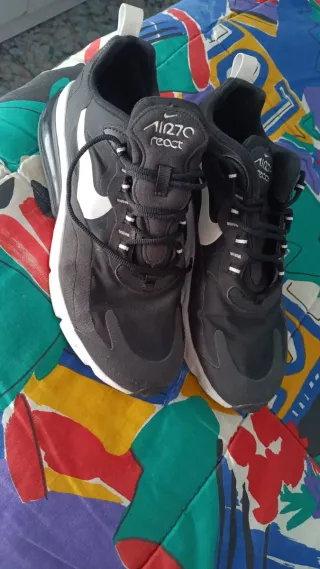 Zapatillas Nike Air Max 270 React Negras