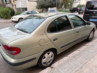 Renault Megane 2003 – Económico y en buen estado