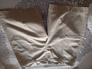 Bermudas Beige