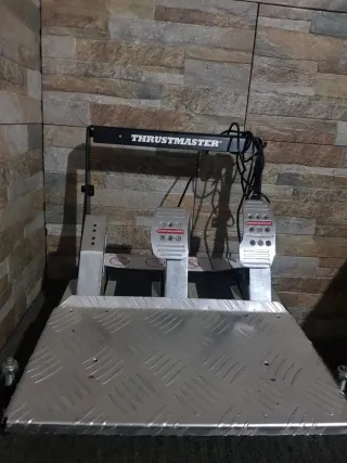 Pedales Thrustmaster T3PA
