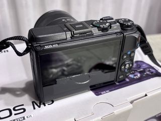 Canon EOS M3 Cámara Mirrorless + Funda + SD