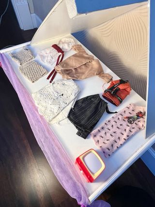 Casita Barbie con Accesorios muñeca ropa zapatos