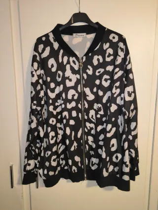 Camisa Bomber Diseña Leopardo