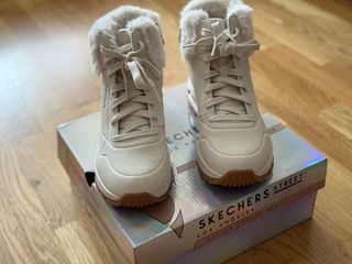 ZAPATILLA/BOTA INVIERNO, talla 38, color beig.