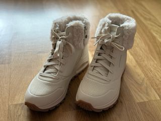 ZAPATILLA/BOTA INVIERNO, talla 38, color beig.