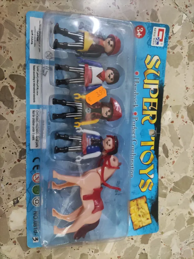 Juego de figuras Super Toys