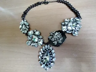 Collar Zara Pedrería Negro/Plata