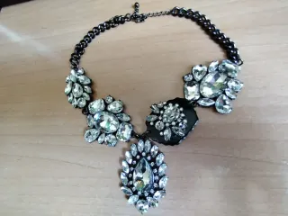 Collar Zara Pedrería Negro/Plata