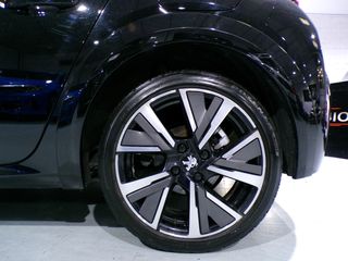 Peugeot 208 GTLINE 100cv EAT8 09/2020