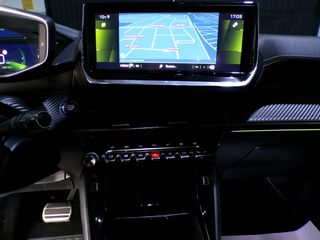 Peugeot 208 GTLINE 100cv EAT8 09/2020