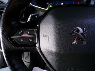 Peugeot 208 GTLINE 100cv EAT8 09/2020