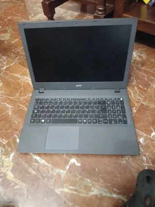 Acer Aspire E5-573 I3 SSD Negro