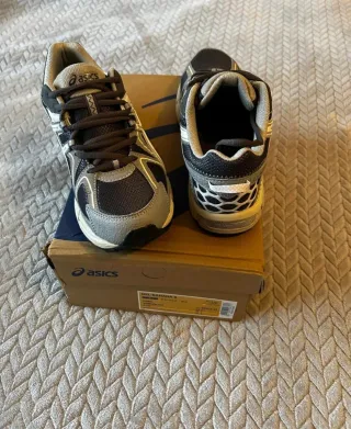 Asics Gel Talla 41.5 ✨️