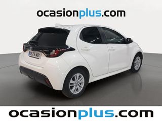 Toyota Yaris 120H Business Plus 85 kW (116 CV)