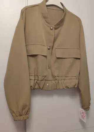 ‼️ NO NEGOCIABLE ‼️  Chaqueta  nueva con etiqueta