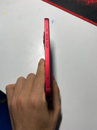 iPhone 13 128GB Rojo - Pantalla Rota