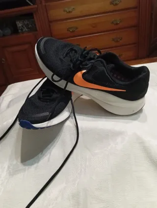 Zapatillas Nike Running Negras Naranja