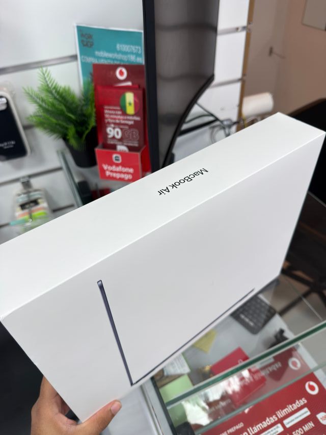 MACBOOK AIR 15'' M4 2025 256GB+16GB (A3241)