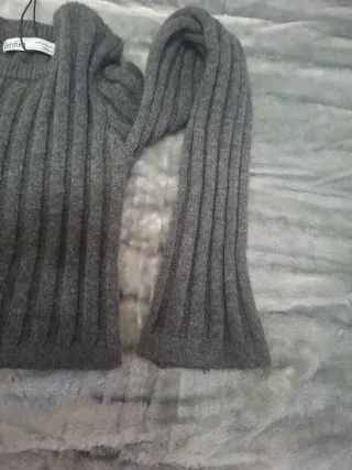 Jersey Bershka gris manga larga