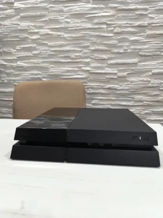 PlayStation 4 (PS4) Nera - Pezzi di Ricambio