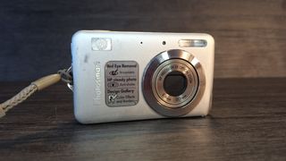 Cámara Digital HP Photosmart R742 7MP Zoom