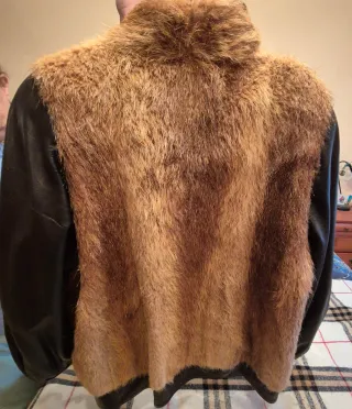 Cazadora piel natural con mangas de cuero