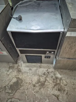 Máquina de hielo GGM gastro