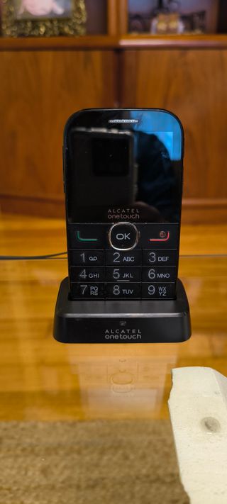 Móvil Alcatel One Touch para Mayores