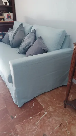 Sofa de tres plazas de ikea