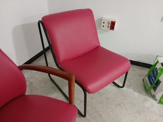Lote 2 sillones y una silla rosa: 2 individuales y