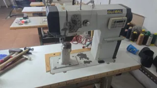 Máquina de coser GLOBAL columna corta