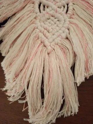Colgante Macramé Pluma Rosa