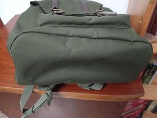 Mochila Herschel Little America nueva y sin usar