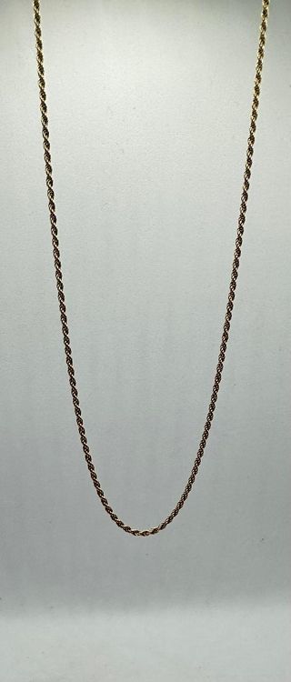 Cadena Salomónica de oro de 18K, 8.03 g, 61 cm.