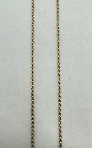 Cadena Salomónica de oro de 18K, 8.03 g, 61 cm.