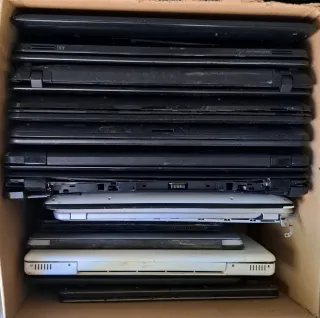 SUPER LOTE 80 ORDENADORES PORTÁTILES. URGE VENTA !