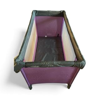 Cuna de viaje plegable