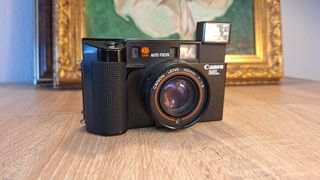 Cámara Canon AF35ML 35mm Negra