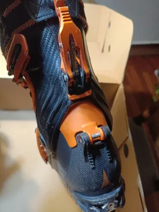 Botas Esquí Atomic Backland Carbon