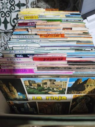 Lote 300 Postales: Andalucía, Navarra, Madrid...