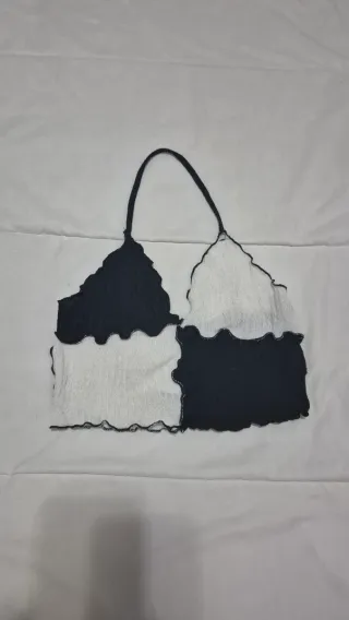 Top haltero mujer blanco y negro