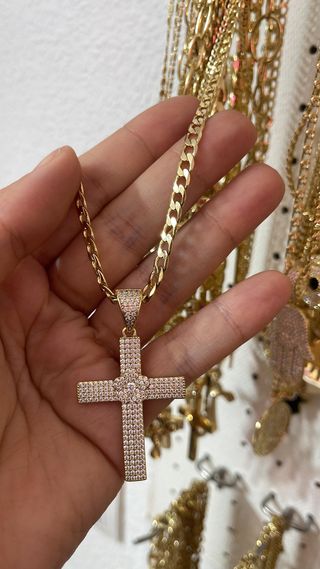 Collar Cruz Oro Laminado 14k Antialérgico