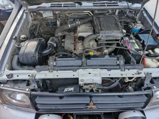 Mitsubishi Montero 2004