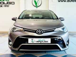 Toyota Avensis 2015