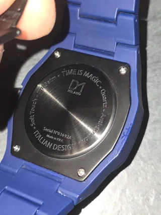 Orologio D1 Milano monocromatico Blu