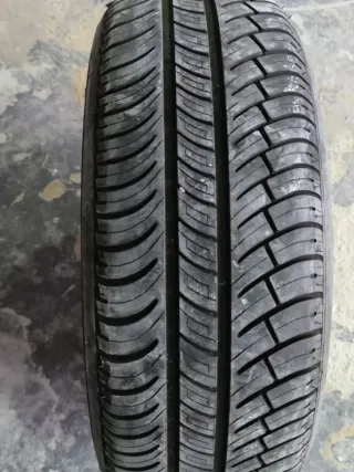 Rueda Mercedes Benz 205/60 R15