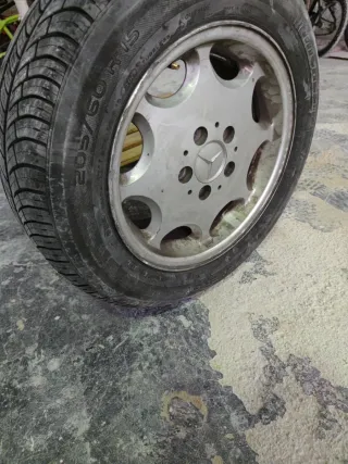 Rueda Mercedes Benz 205/60 R15