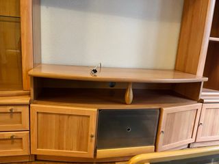 Librería salón 2.5m madera y cristal