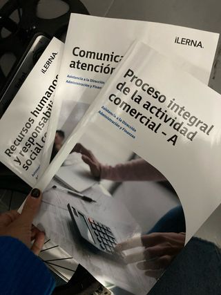 libros de texto . Ilerna. Administracion y finanza